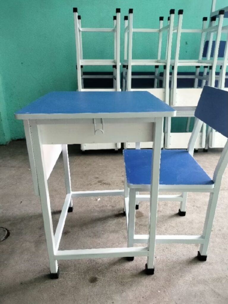 bangku sekolah modern